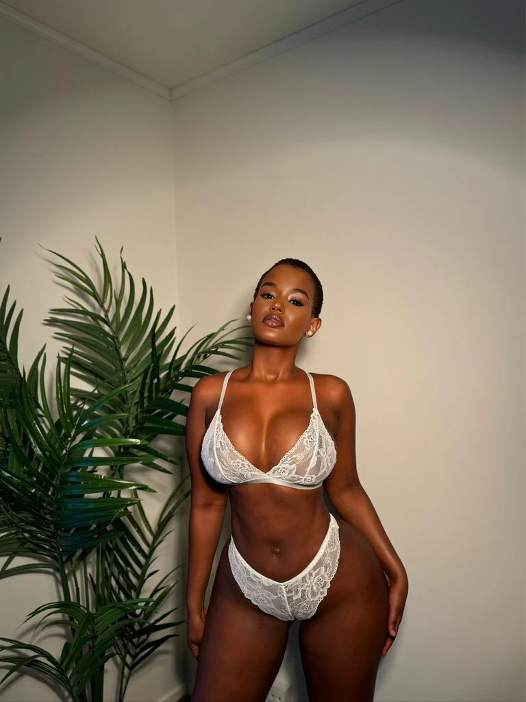 Lexi Luv portrait